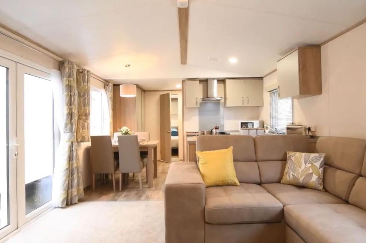 Rohannah Static Caravan Fantastic Family And Friends Holiday Appartement East Mersea Buitenkant foto