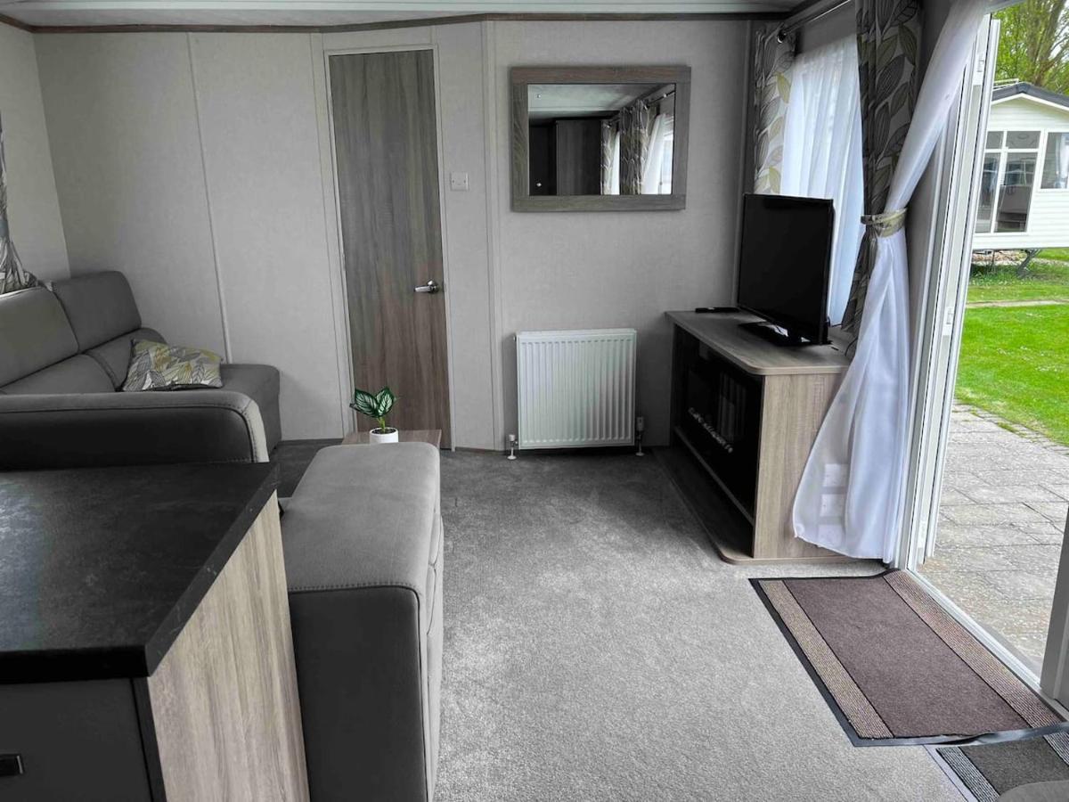 Rohannah Static Caravan Fantastic Family And Friends Holiday Appartement East Mersea Buitenkant foto